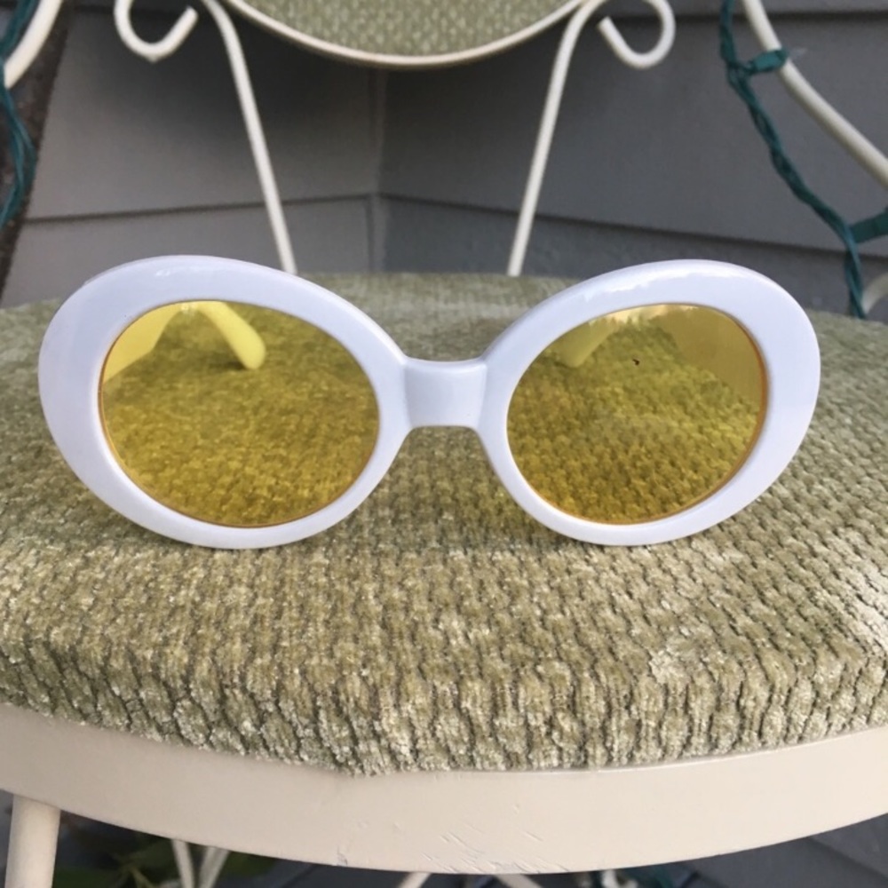 Yellow Tinted 😎 sunglasses